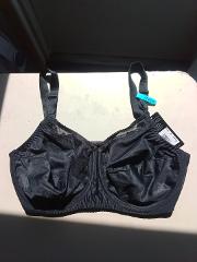 Bali Live It Up Underwire Bra, Seamless Shapewear Bra with Cus...